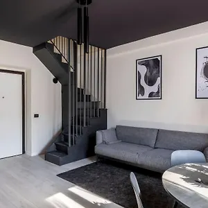Appartamento Stupendo Duplex In Centro A, Milano